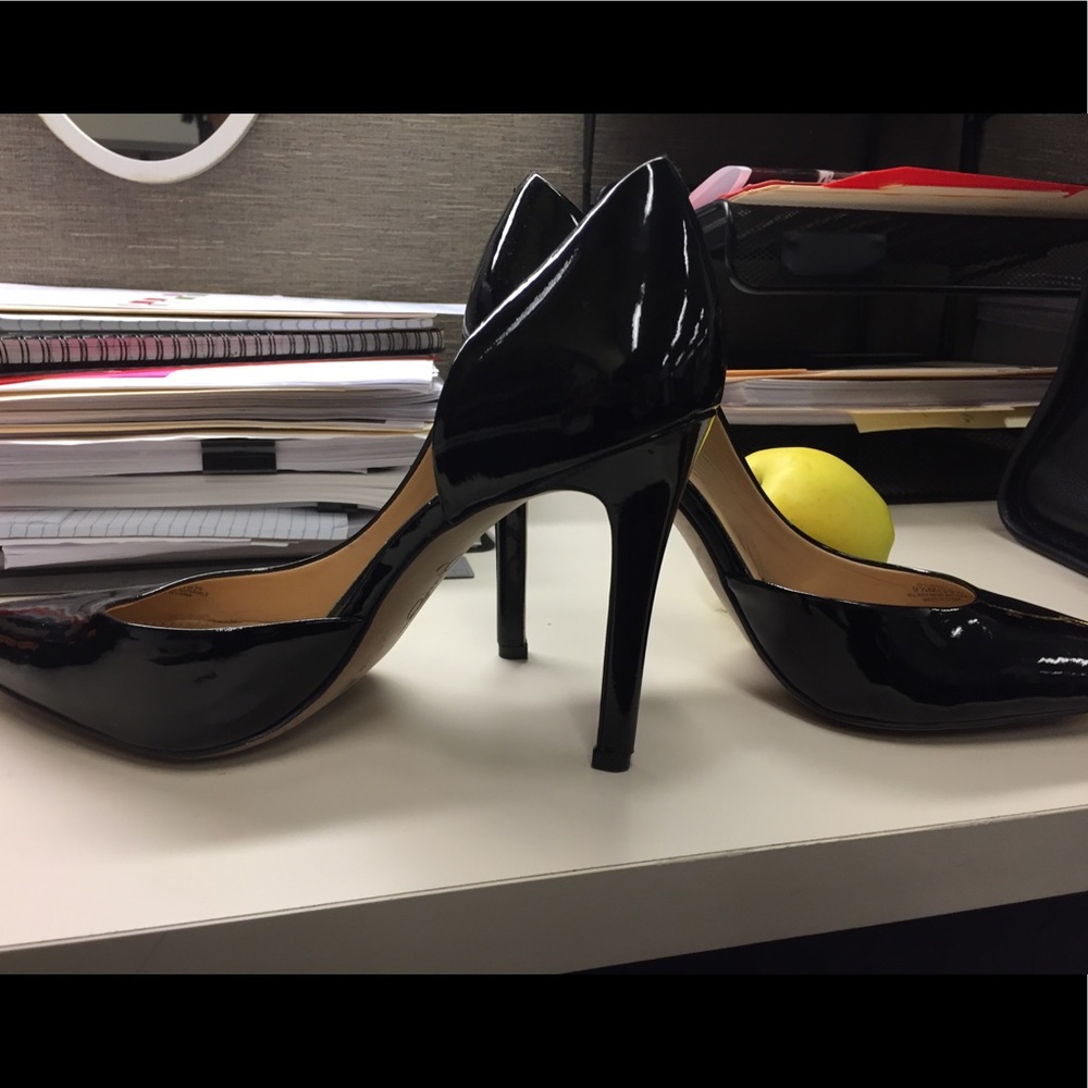 Jessica Simpson black patent leather stilettos